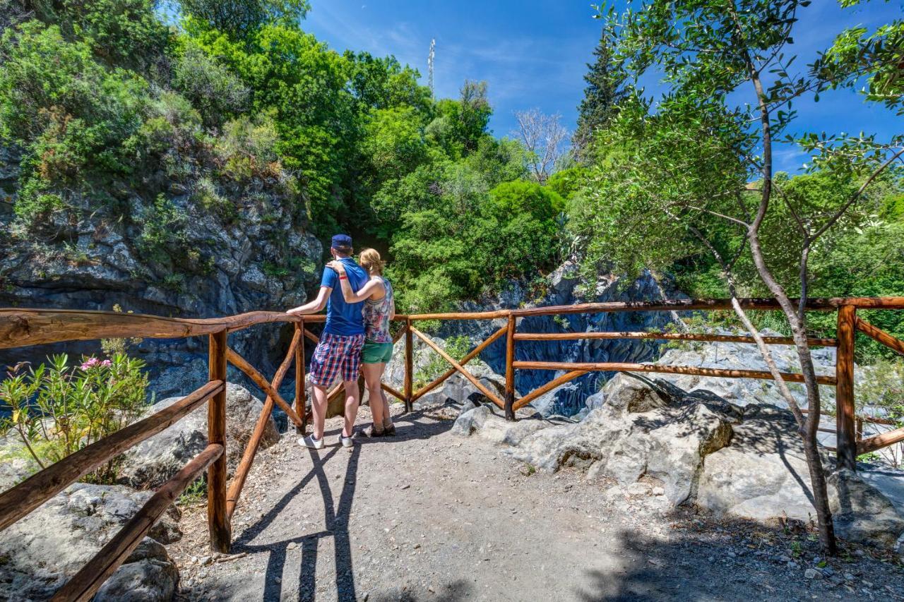 Glamping Alcantara Motta Camastra Exterior foto